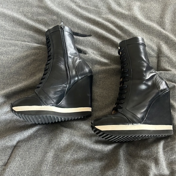 Ruthie Davis boot sneaker - Picture 2 of 6